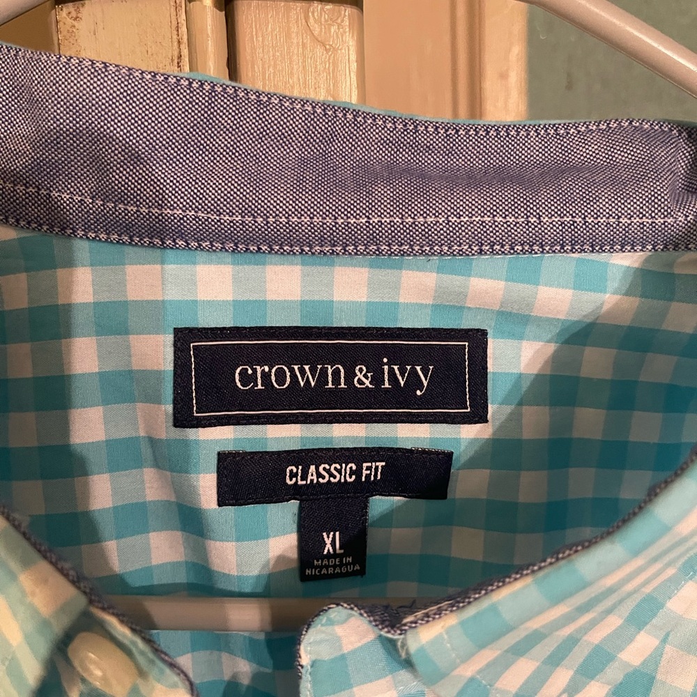 Mens button down - Picture 2 of 4